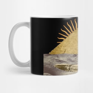 Giza piramid and sphinx with Sun behind Mug